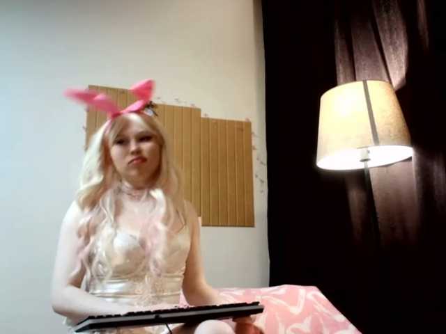DerryLolz live cam on BongaCams