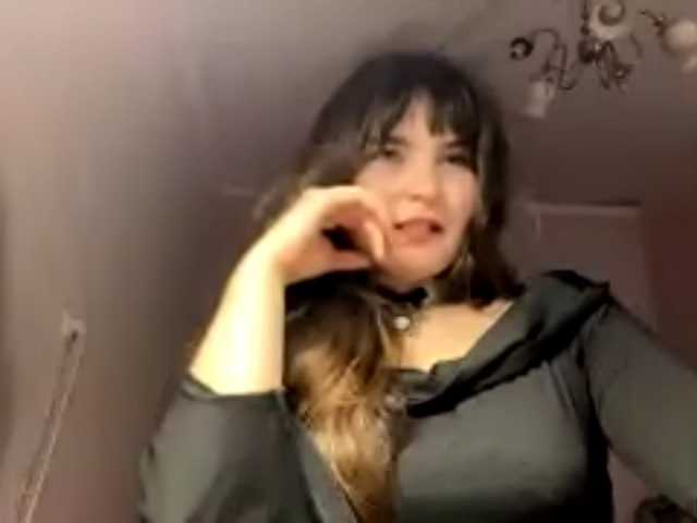 ElizabethShock live cam on BongaCams
