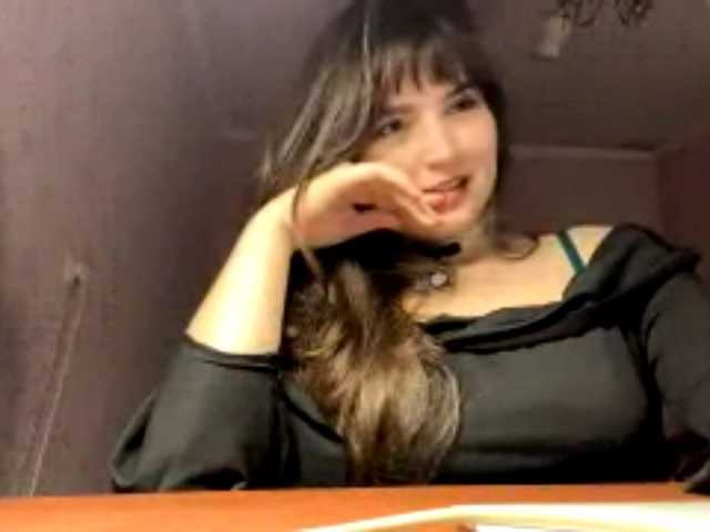 ElizabethShock live cam on BongaCams