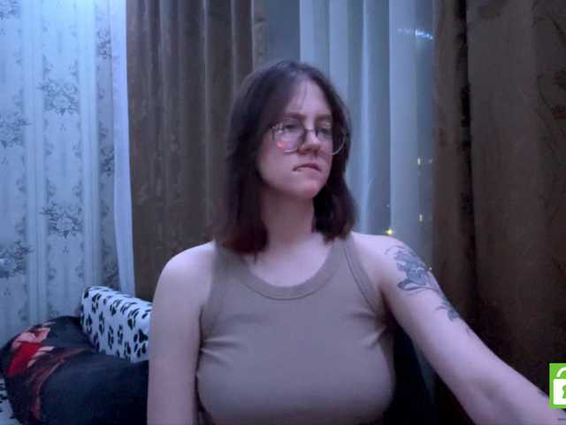 PollyShock live cam on BongaCams