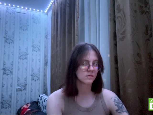 PollyShock live cam on BongaCams