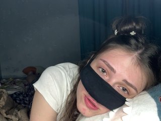Lovely-eyes Porn Show