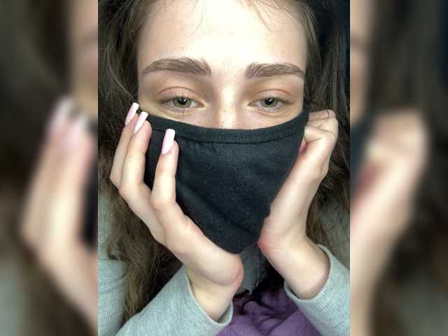 Lovely-eyes live cam on BongaCams
