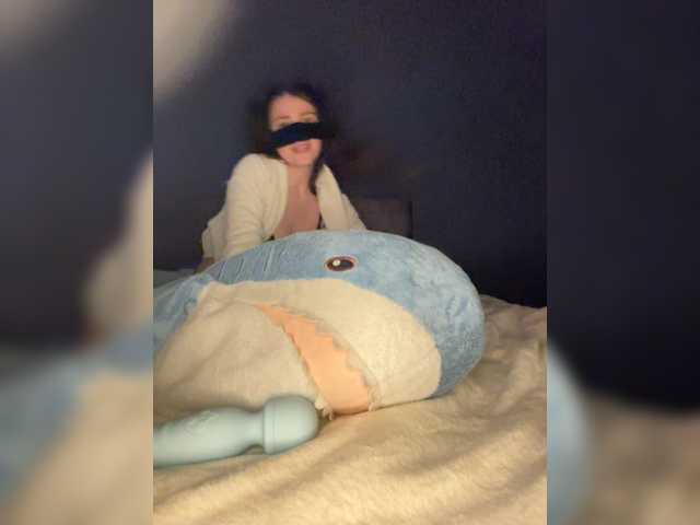 Lovely-eyes live cam on BongaCams