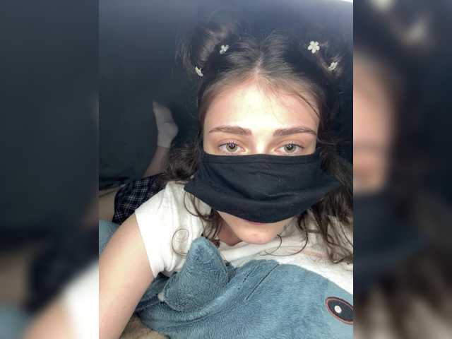 Lovely-eyes live cam on BongaCams