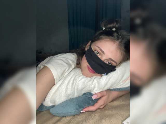 Lovely-eyes