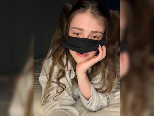 Lovely-eyes