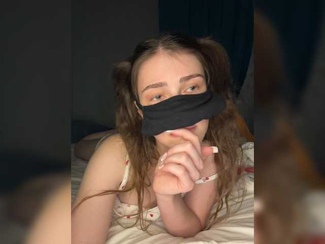 Lovely-eyes