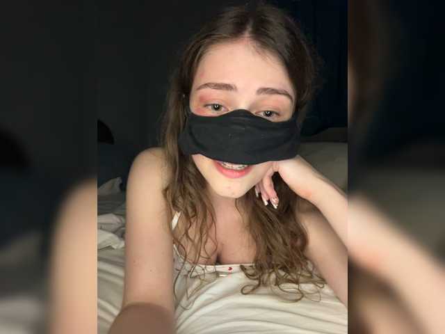 Lovely-eyes
