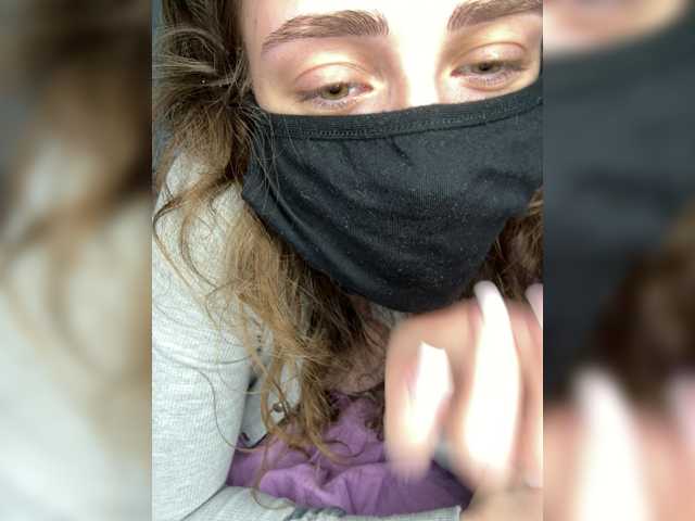 Lovely-eyes