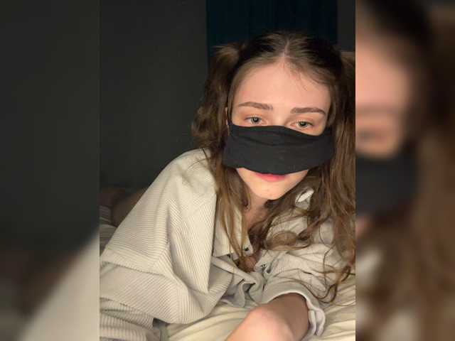 Lovely-eyes