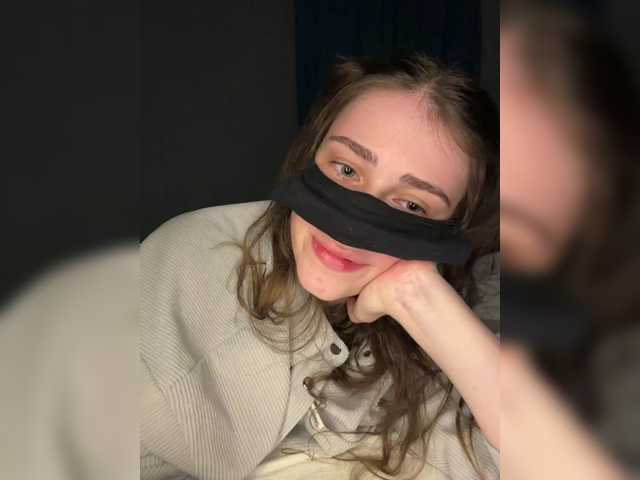 Lovely-eyes