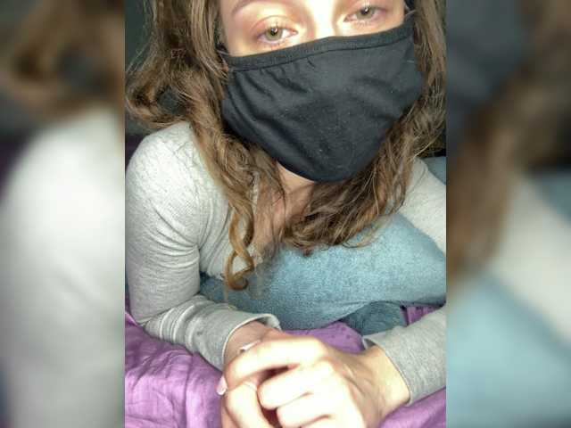 Lovely-eyes live cam on BongaCams