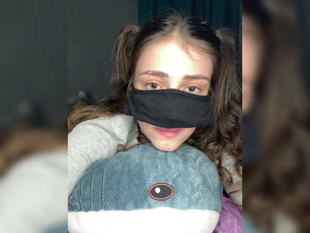 Lovely-eyes live cam on BongaCams
