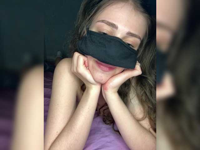 Lovely-eyes
