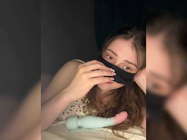 Lovely-eyes live cam on BongaCams