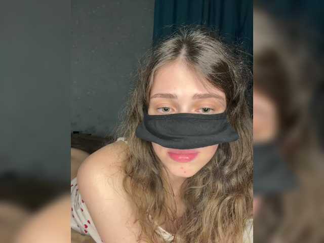Lovely-eyes live cam on BongaCams