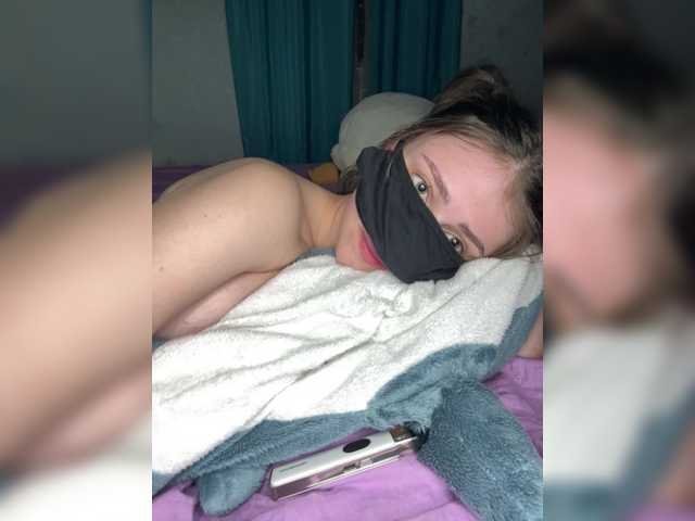 Lovely-eyes