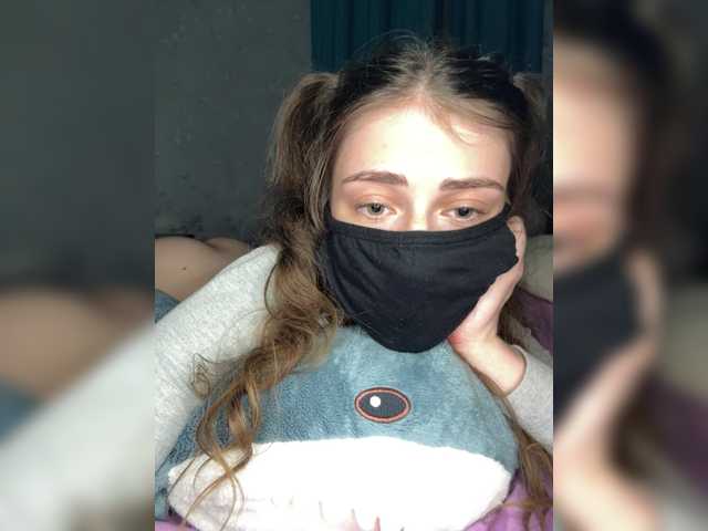 Lovely-eyes live cam on BongaCams