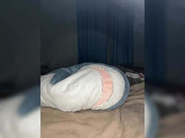 Lovely-eyes live cam on BongaCams