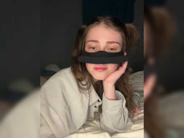 Lovely-eyes