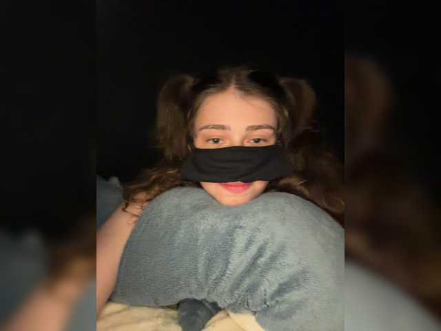 Lovely-eyes