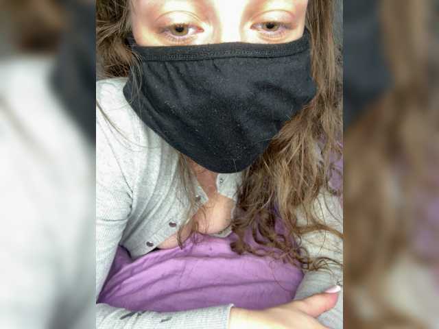 Lovely-eyes