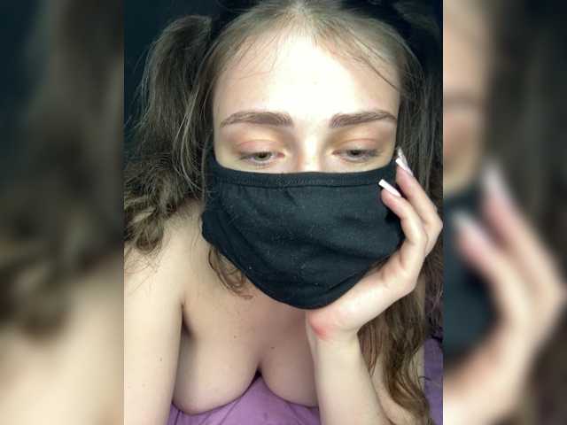 Lovely-eyes