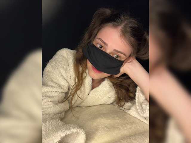 Lovely-eyes