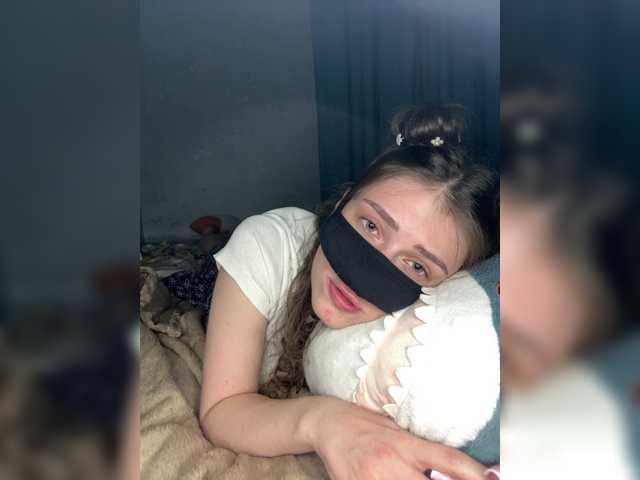 Lovely-eyes