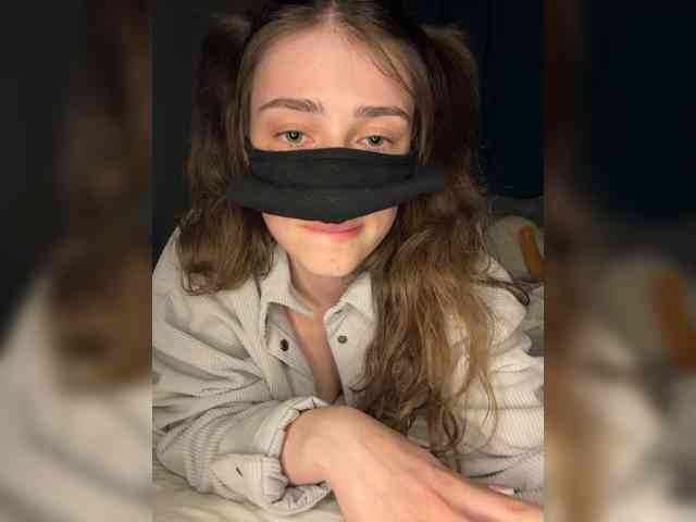 Model: Lovely-eyes