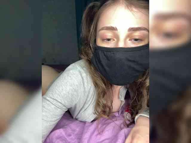 Lovely-eyes