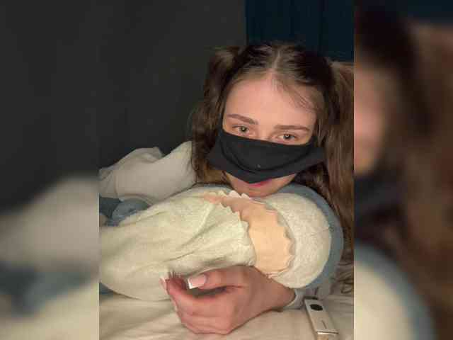 Lovely-eyes