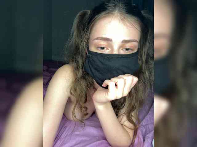 Lovely-eyes