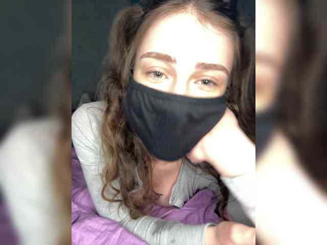 Lovely-eyes
