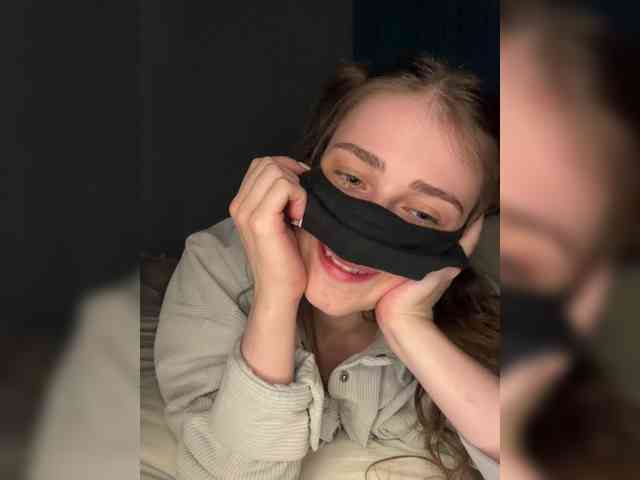 Lovely-eyes