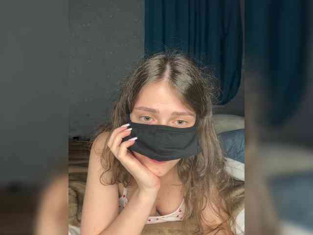 Lovely-eyes