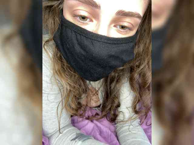 Lovely-eyes