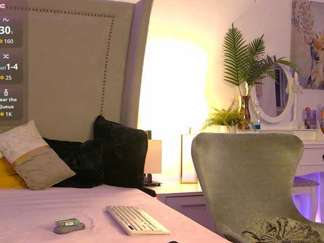 Anddraa live cam on BongaCams