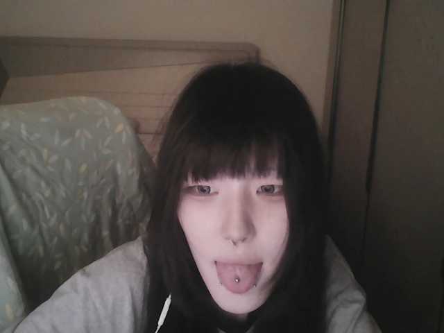 rinaloazal, live now on BongaCams