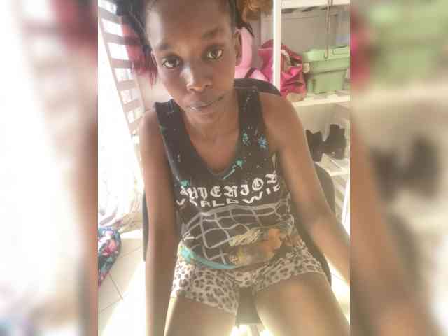 Mishy-123 webcam