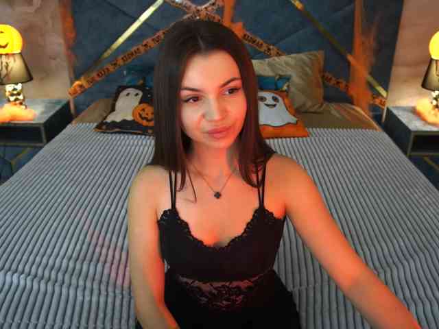 ariavalea's live room