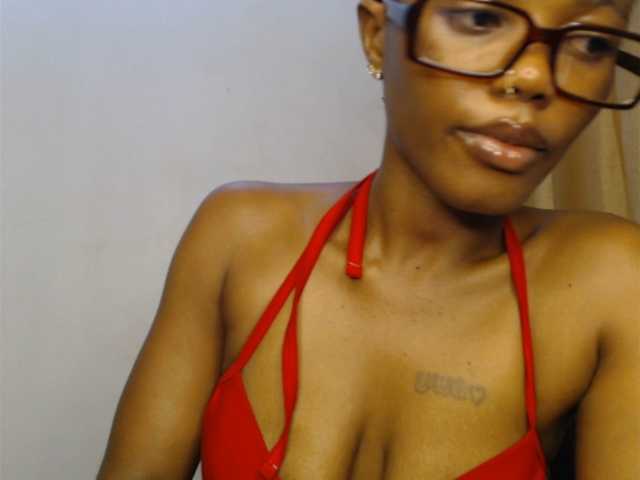 Claireann live cam on BongaCams