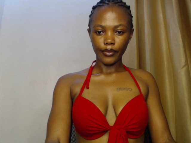 Claireann live cam on BongaCams