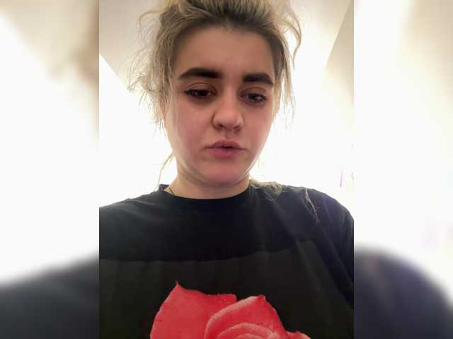 Darinai, live now on BongaCams