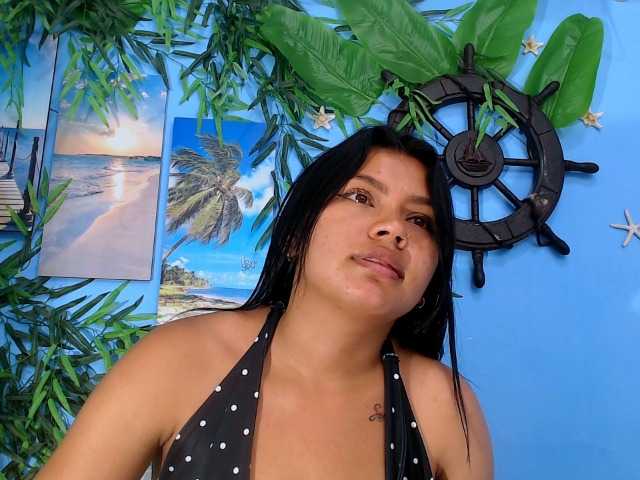 wednesdayevil18 live cam on BongaCams