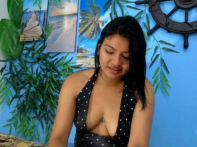 wednesdayevil18 live cam on BongaCams