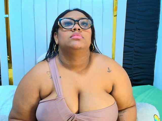 Roxy-Henao