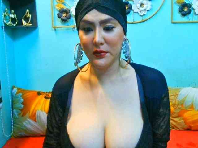 xSeductiveCockSofiax