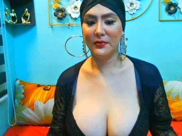 xSeductiveCockSofiax